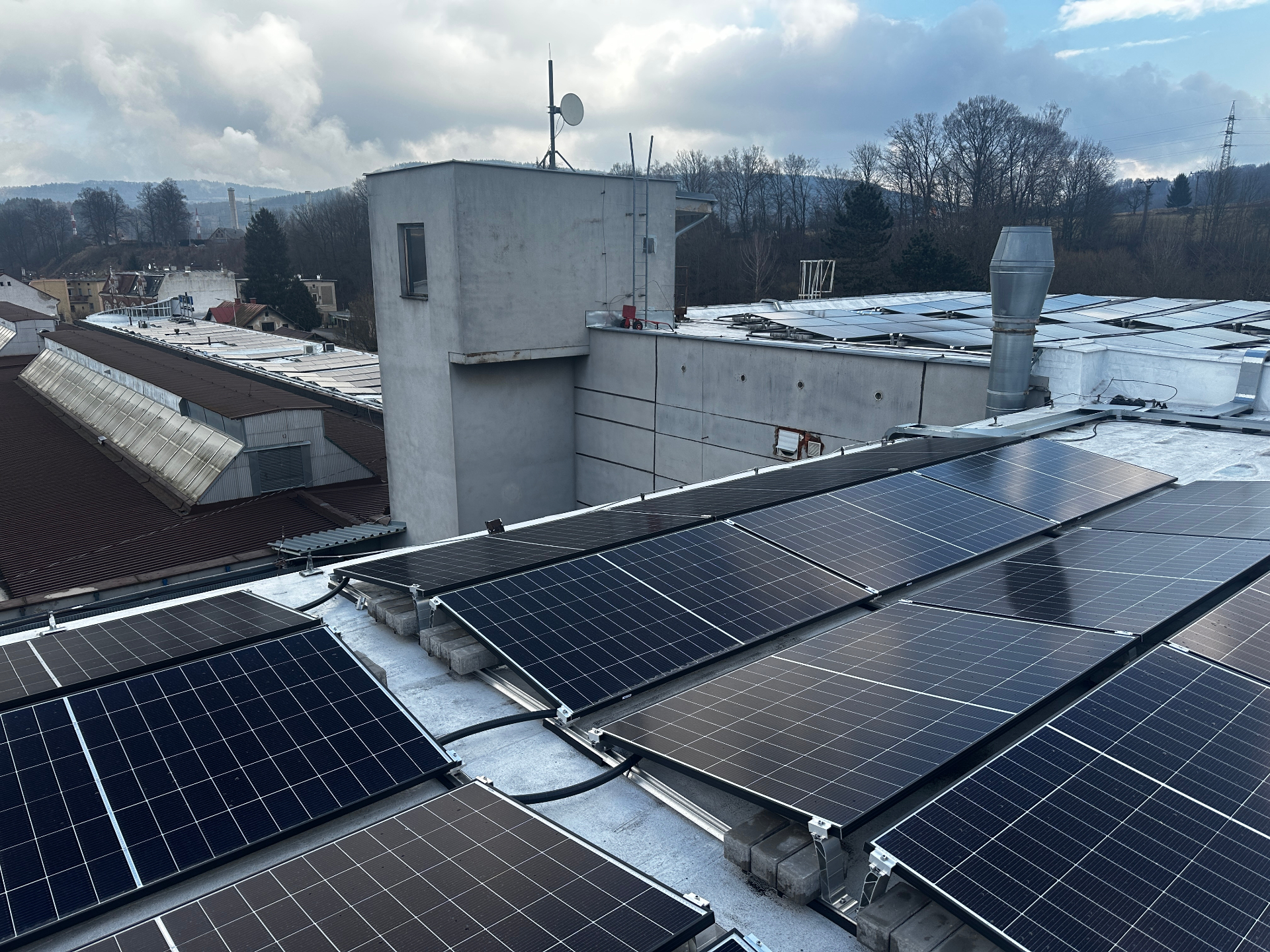 FVE instalace – Hlavní areál, infrastruktura